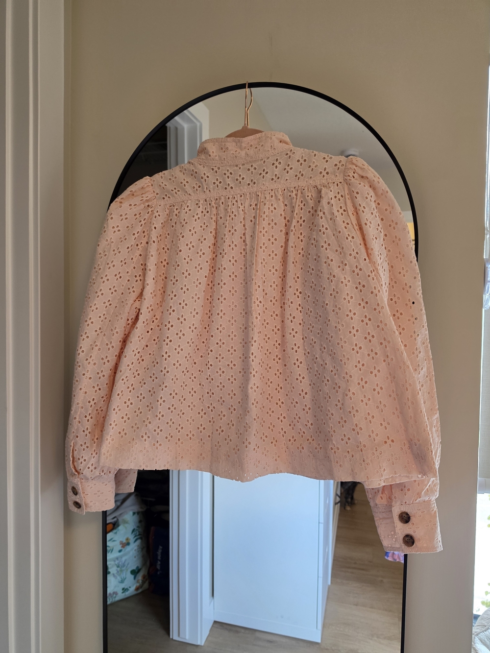 NWT H&M Peach Eyelet Puff Sleeve Jacket - Picture 3 of 6